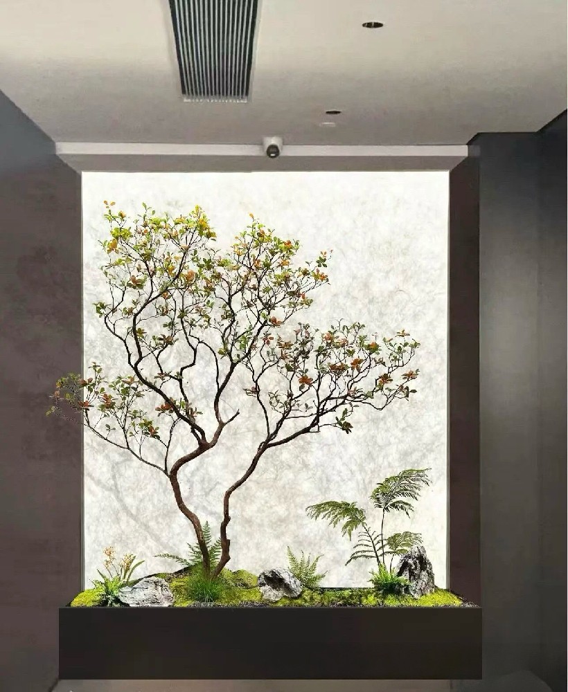 别墅天井仿真植物造景完整做法｜主树、景石、石子、苔藓搭配技巧